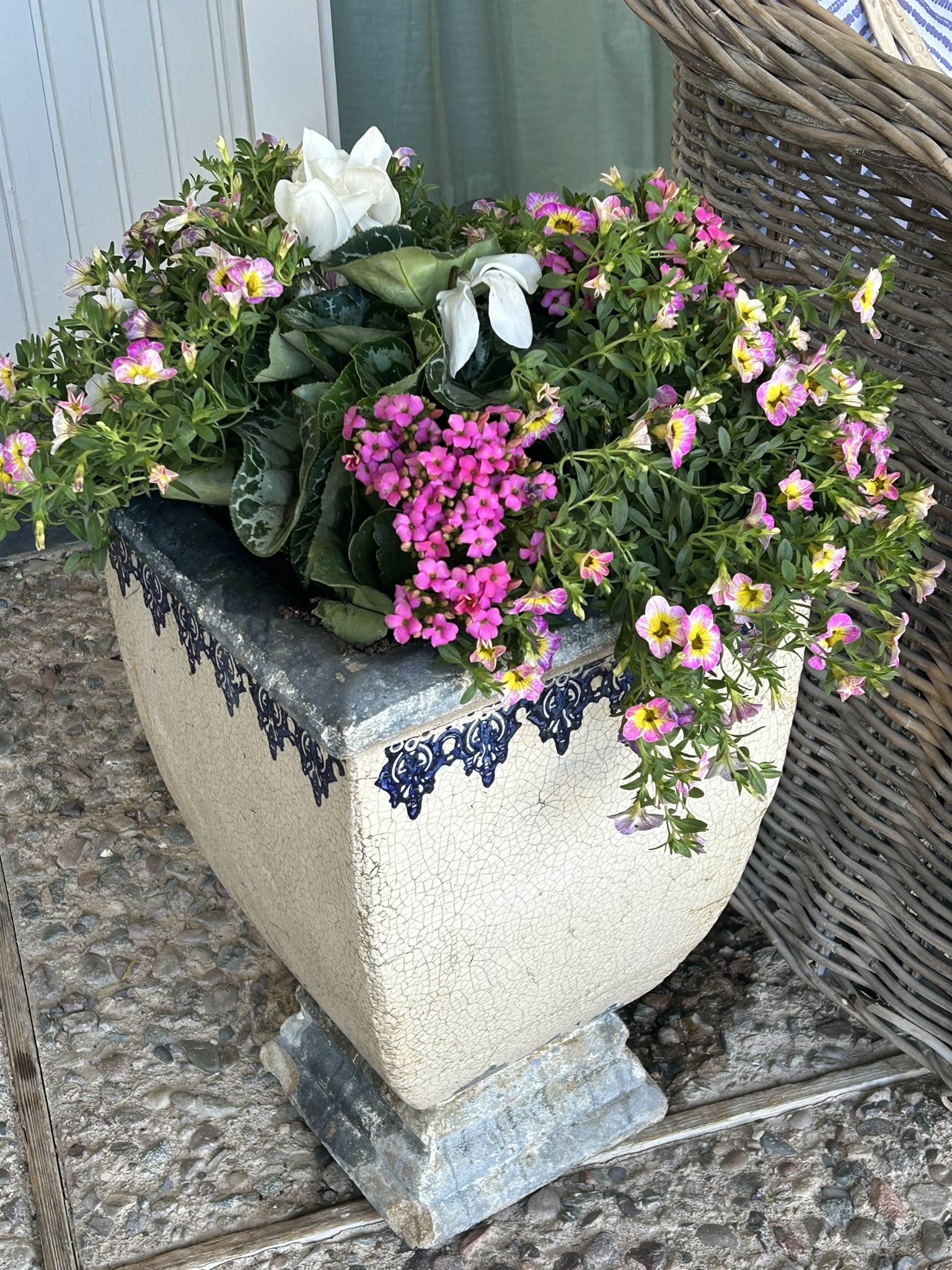 floral-arrangement